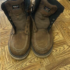 Ariat Men's Brown Leather Lace-Up Boots